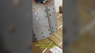 1-47170324-0 حذاء الفرامل الأمامية 1471703240 مناسب لشاحنة ISUZU CXZ