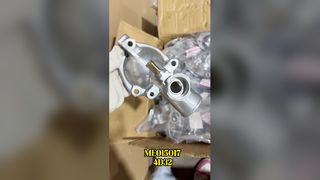 ME015017 غطاء فاصل الماء والوقود لشركة ميتسوبيشي 4D32