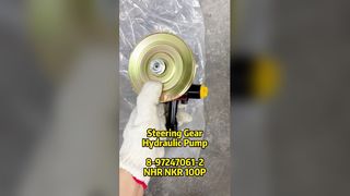 مضخة توجيه معزز لقطع غيار شاحنات OEM 8-97247061-0 8972470610 لشاحنات إيسوزو NKR 100P 600P