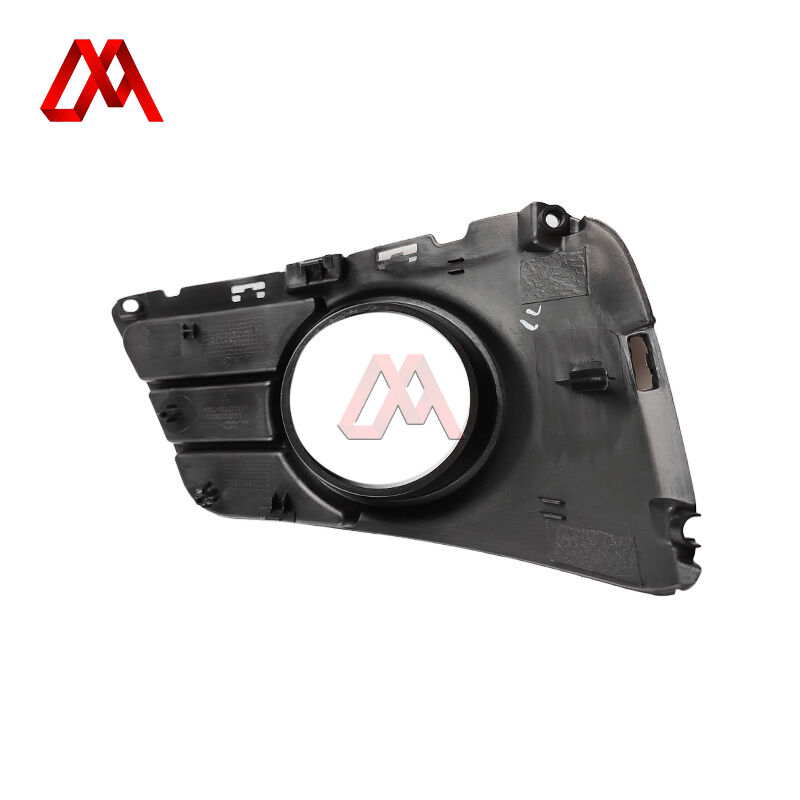 IZUMI 2803121P3010 Right Fog Light Bezel for JAC T6 / SOLLERS ST6